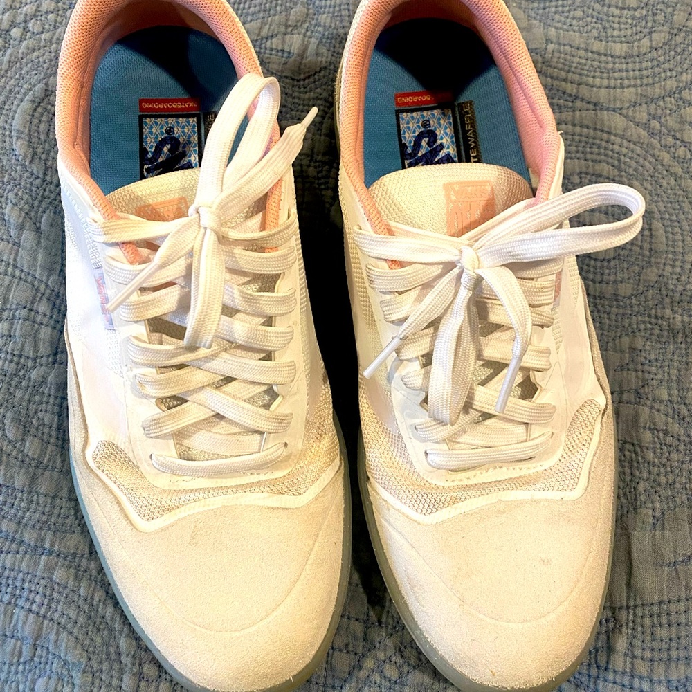 Vans Skate AVE Pro White & Powder Pink Skate Shoes